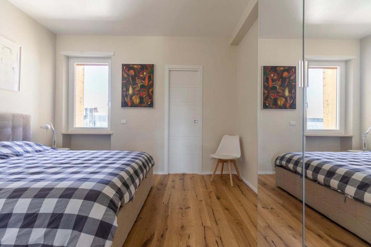 La Dolce Vita - Sunny Penthouse Trastevere Station 100Sqm Rome Exterior photo