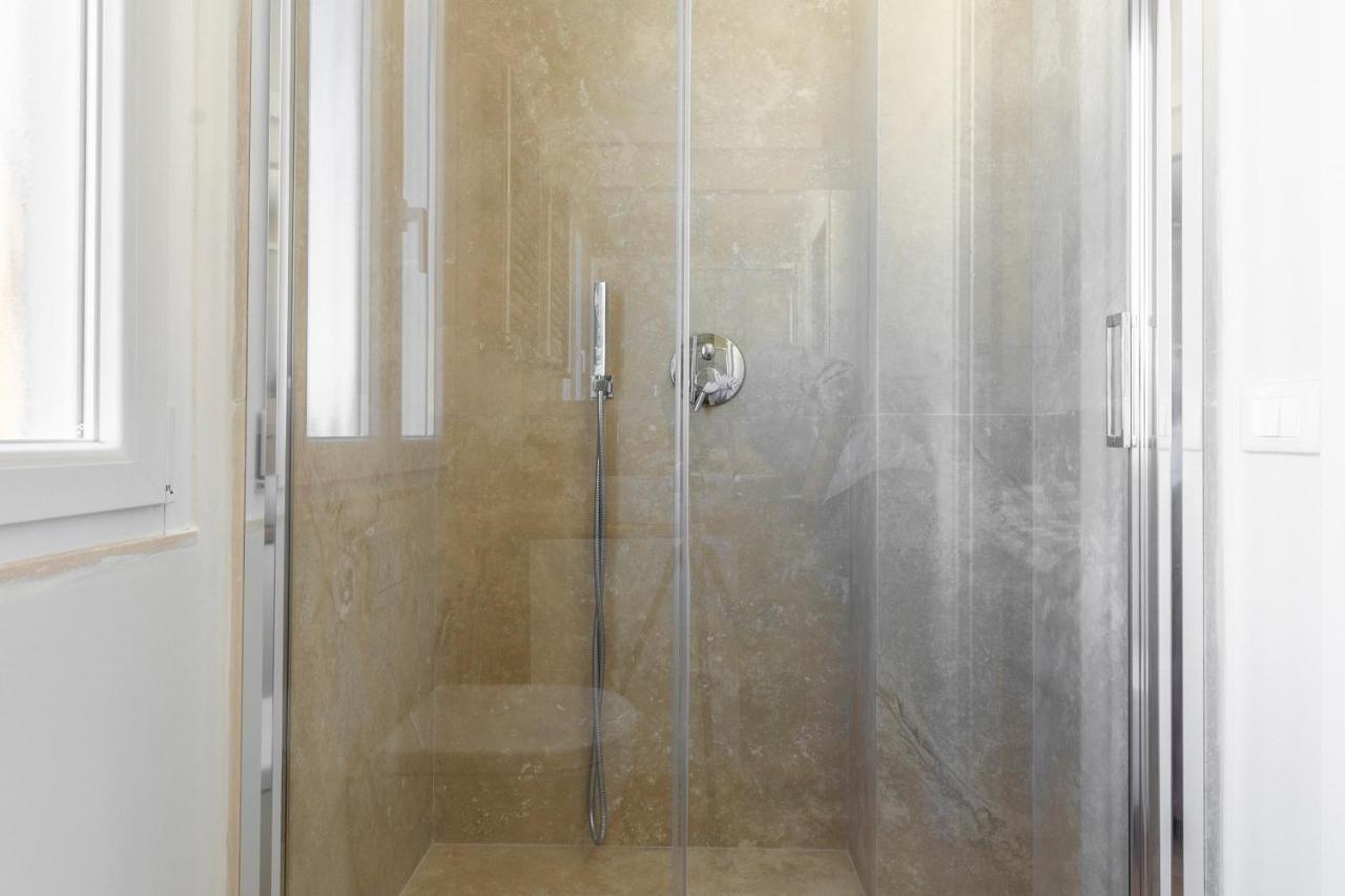 La Dolce Vita - Sunny Penthouse Trastevere Station 100Sqm Rome Exterior photo
